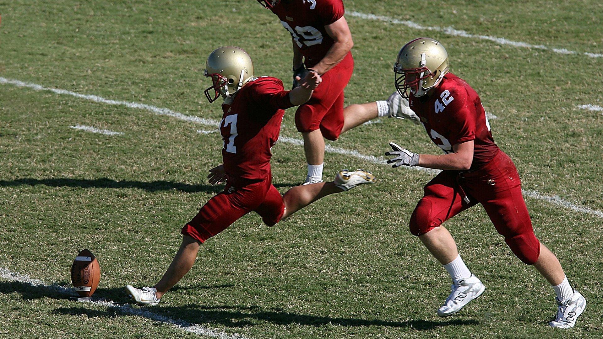 绿茵场上的W风暴，球迷高呼这个绿油油的W能多来一些好吗？